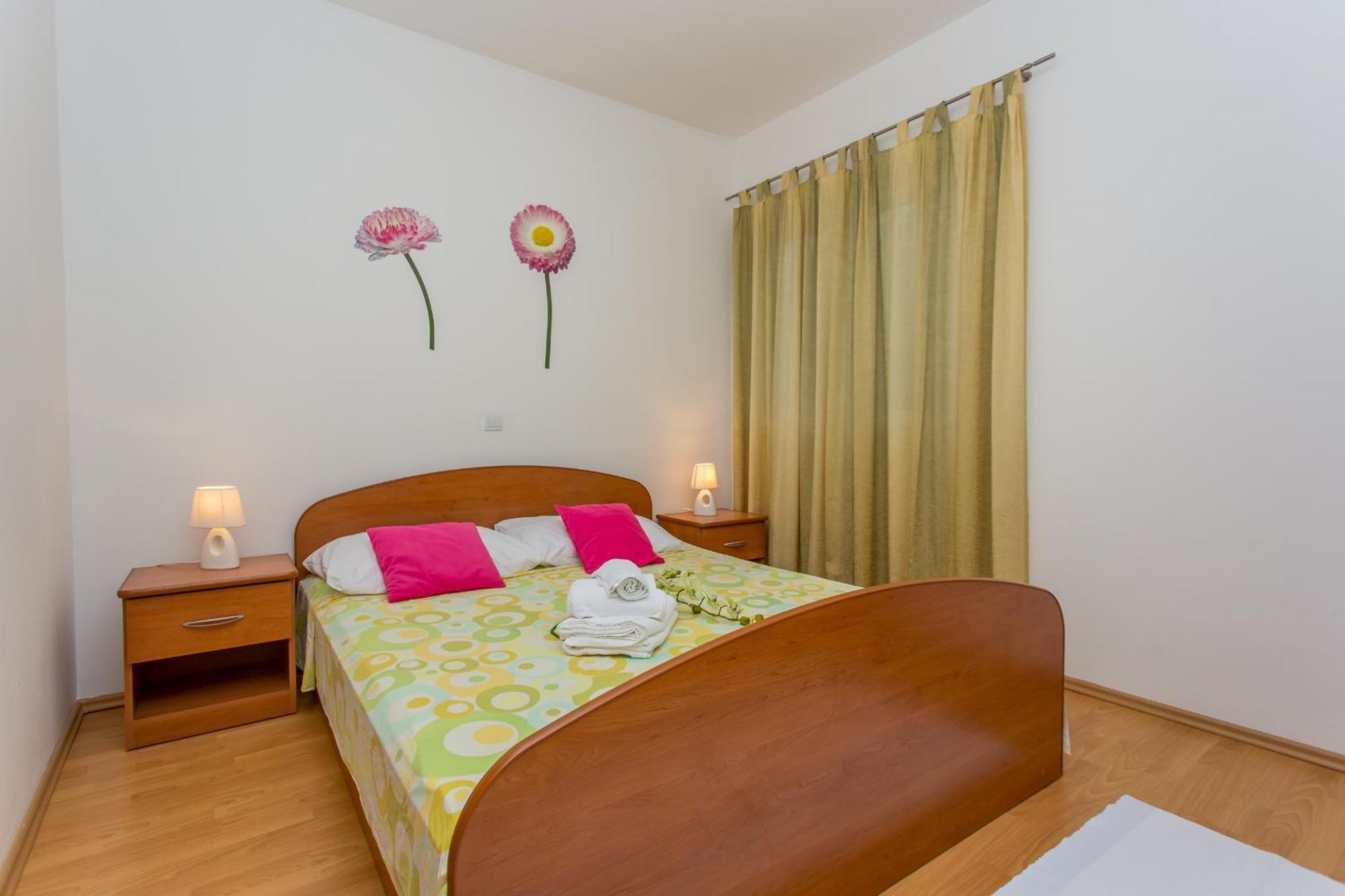 Apartments Grepo Sljeme Makarska Room photo