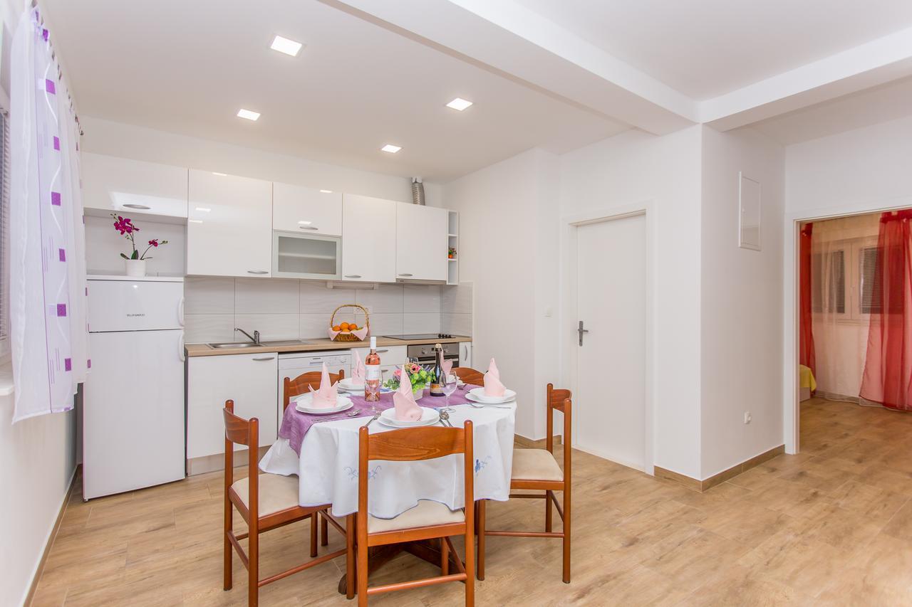 Apartments Grepo Sljeme Makarska Exterior photo